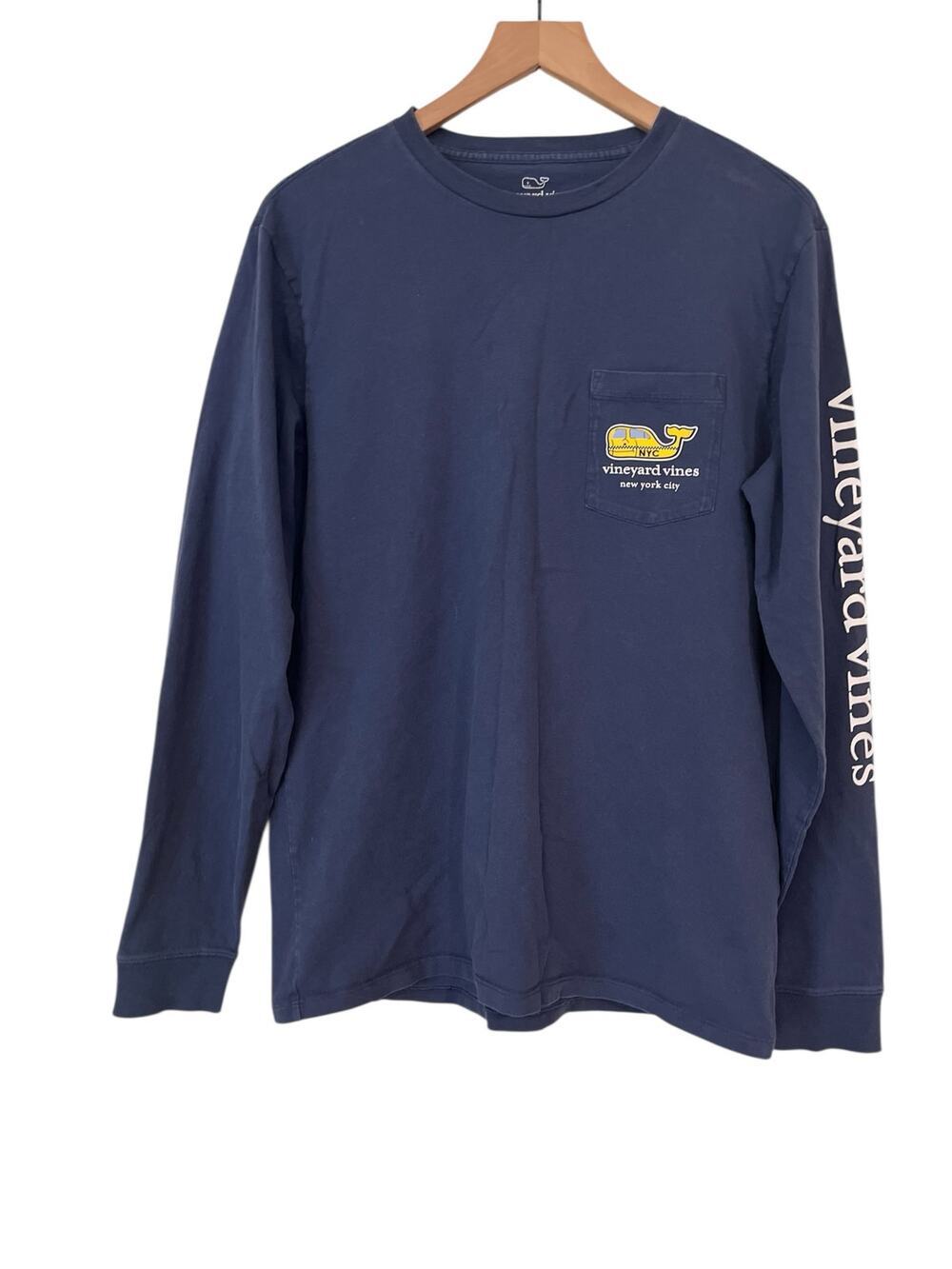 Vineyard Vines Mens NYC Taxi Whale Long Sleeve Pocket Tee Size Small